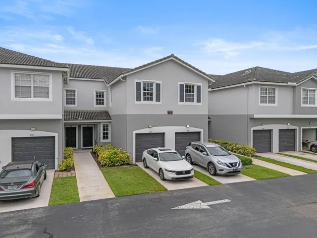 Residence photo 43
