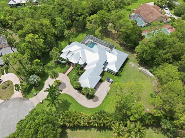 Paddock Park Residence photo 2