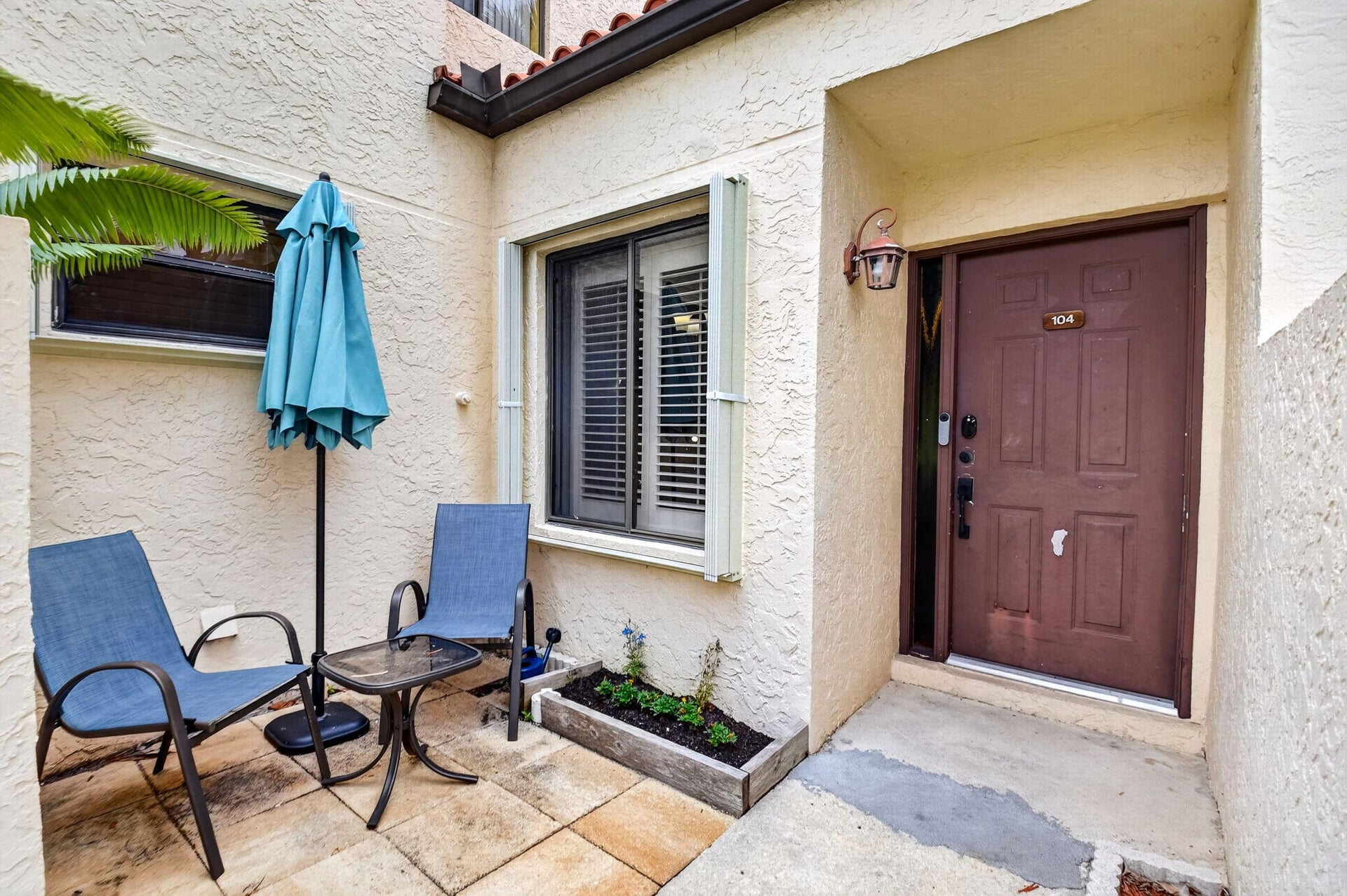Unit 104 photo 27