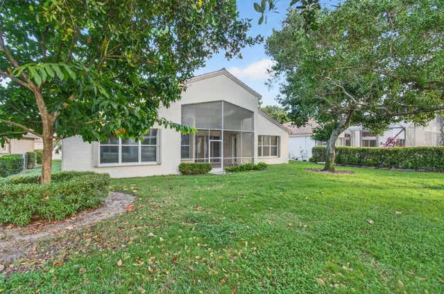 Residence photo 49