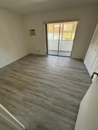 Residence photo 5