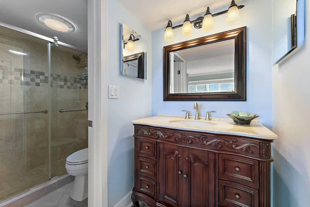 Singer Island Unit 502 photo 21