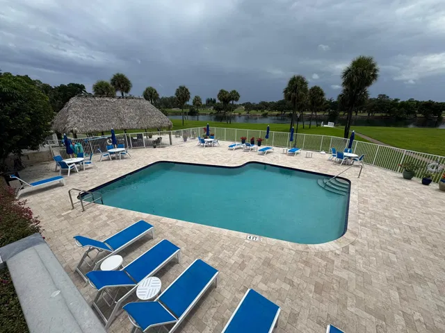 Golfview North Palm Beach I Unit 706 photo 6