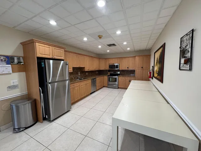 Golfview North Palm Beach I Unit 706 photo 27