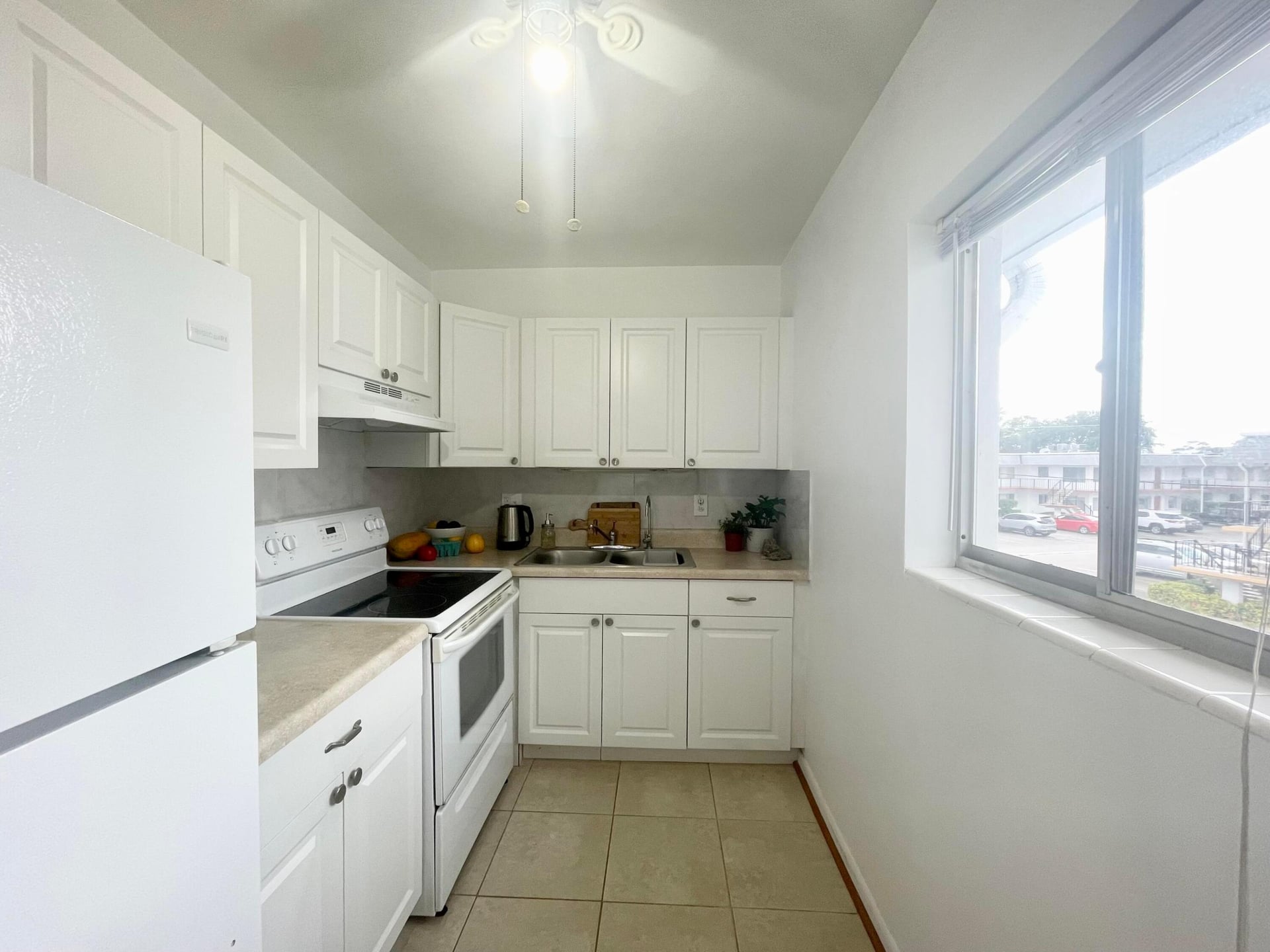 Unit 203 photo 2