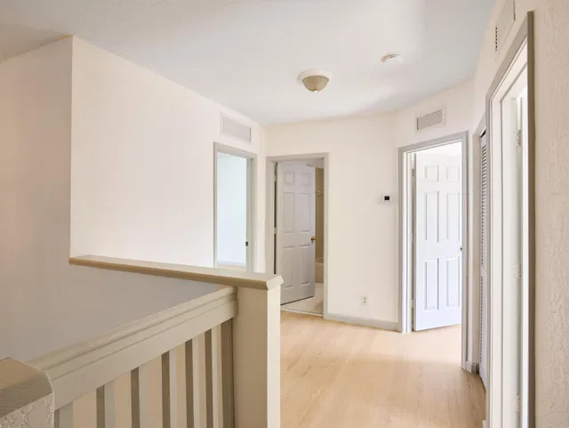 Residence photo 6