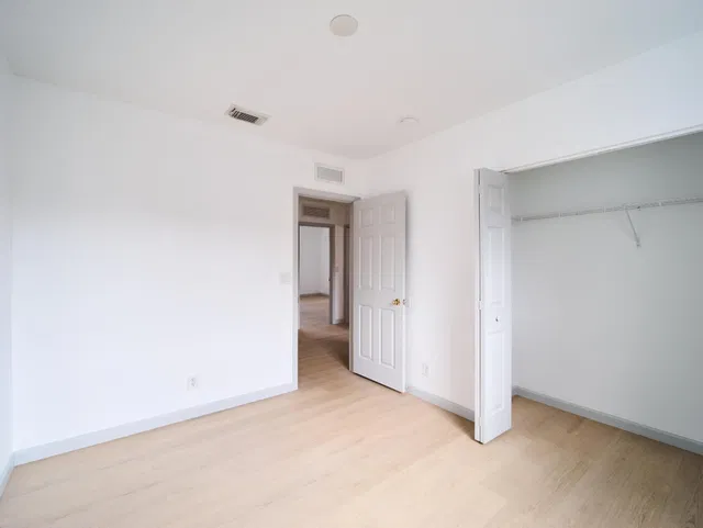 Residence photo 12
