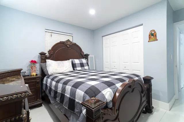 Residence photo 8