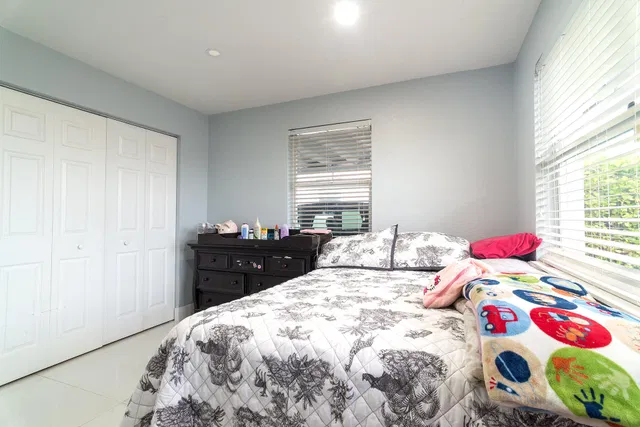 Residence photo 14