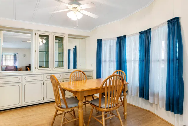 Residence photo 6
