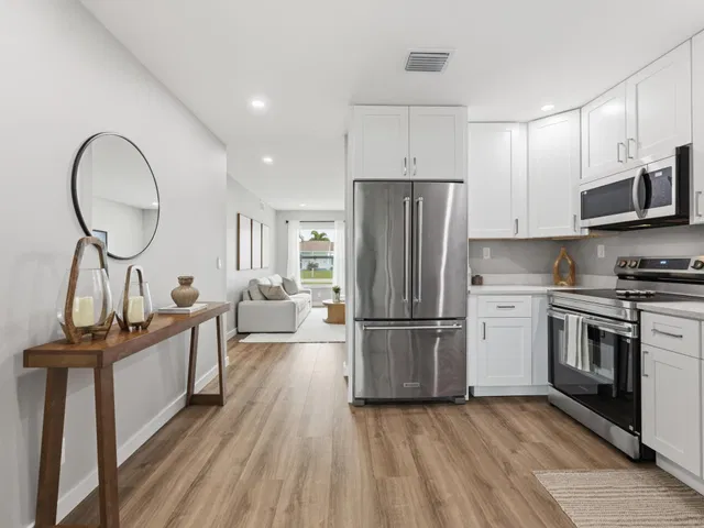 Residence photo 18