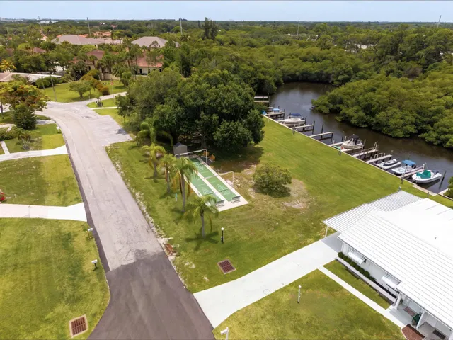 Residence photo 47