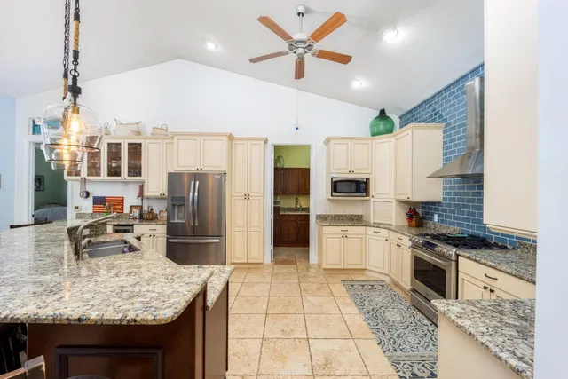Residence photo 21