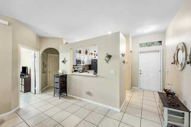 Residence photo 4
