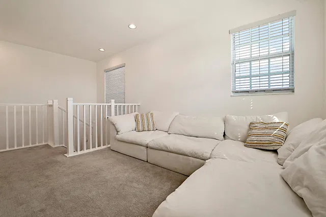 Residence photo 25