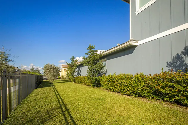 Residence photo 39
