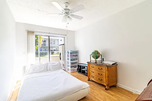 Residence photo 11