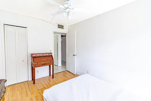 Residence photo 12