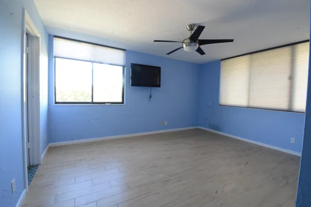  Unit Ba305 photo 27