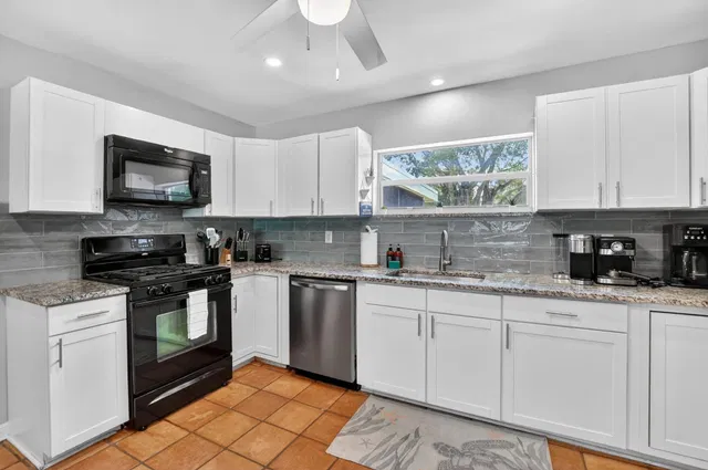 Residence photo 9