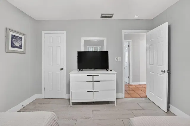 Residence photo 19