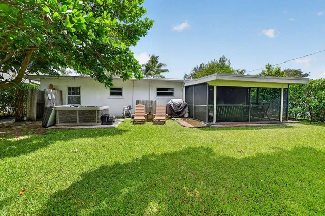 Residence photo 26