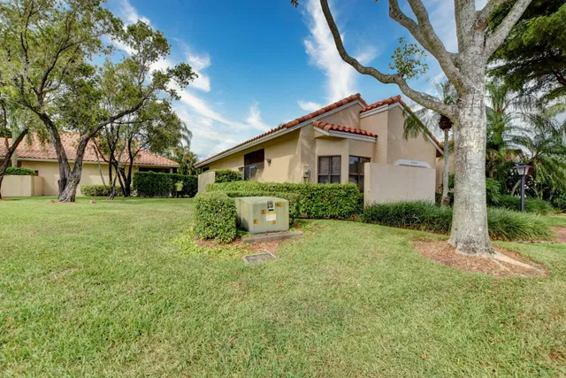 Residence photo 2