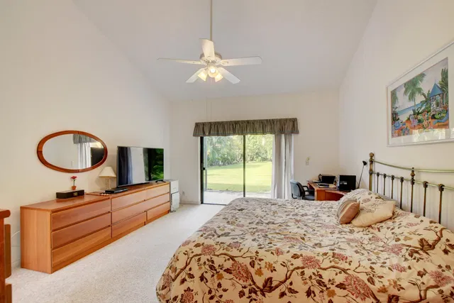 Residence photo 24