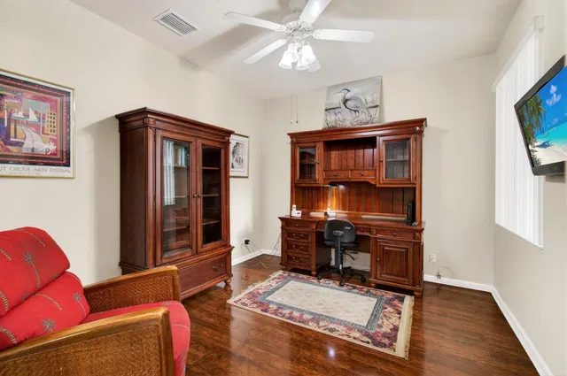Residence photo 29