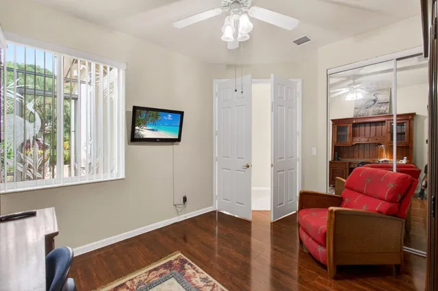 Residence photo 31