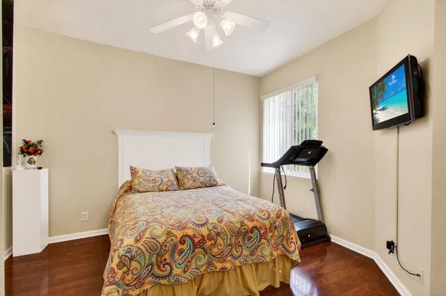 Residence photo 33