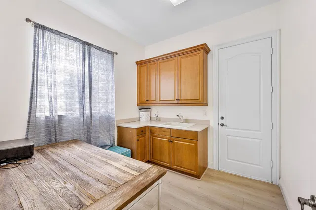  Residence photo 25