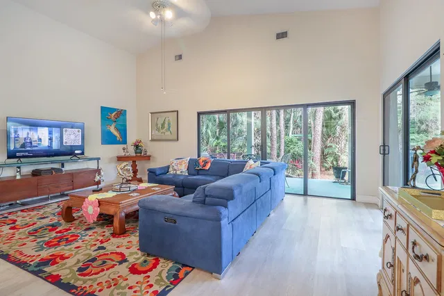  Residence photo 18