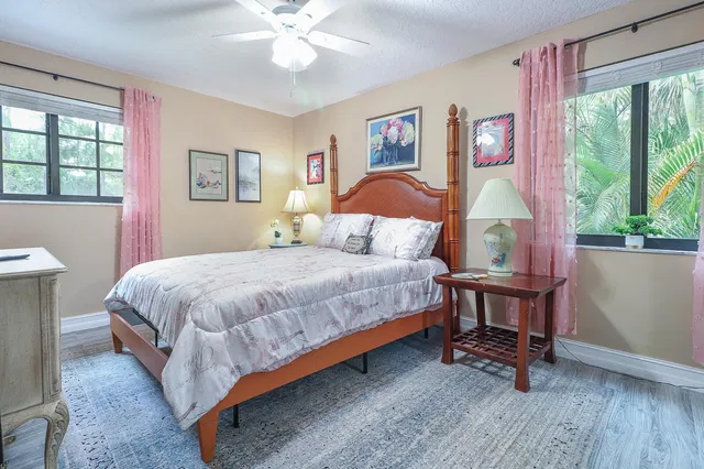  Residence photo 27