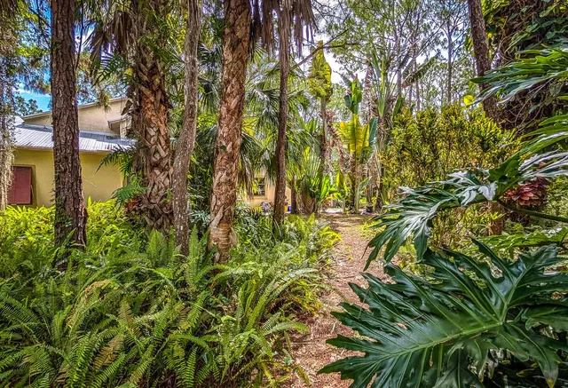  Residence photo 60