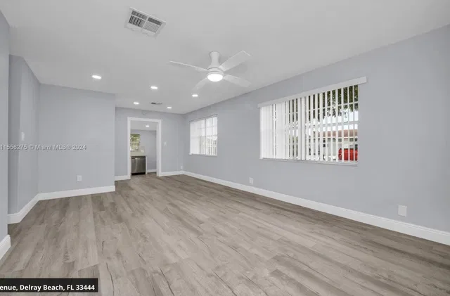 Residence photo 4