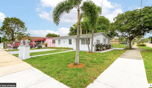 Residence photo 15