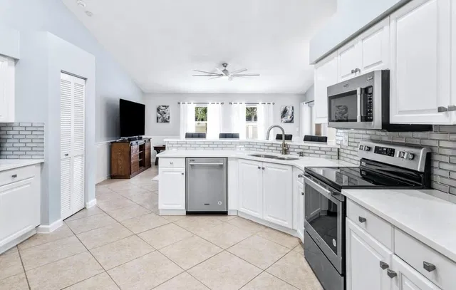 Residence photo 20