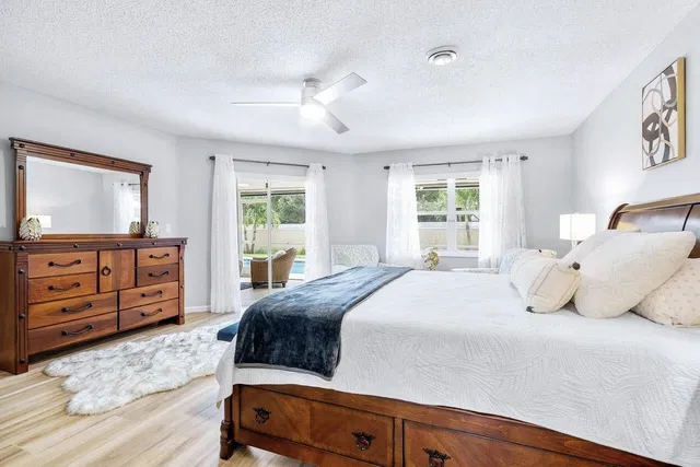 Residence photo 30