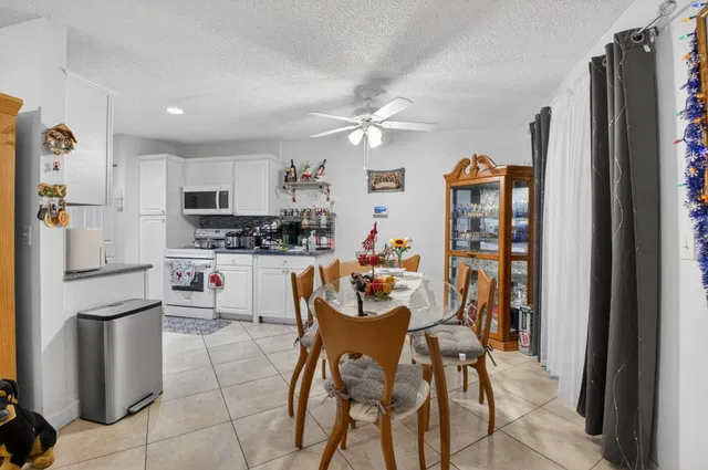 Residence photo 7