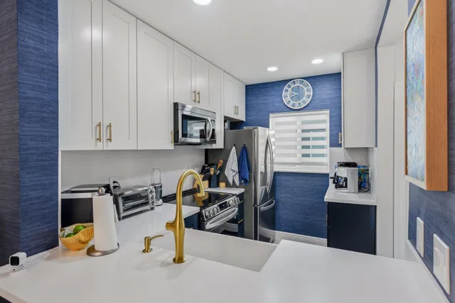 Unit 3070 photo 6