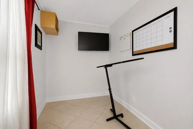 Residence photo 25