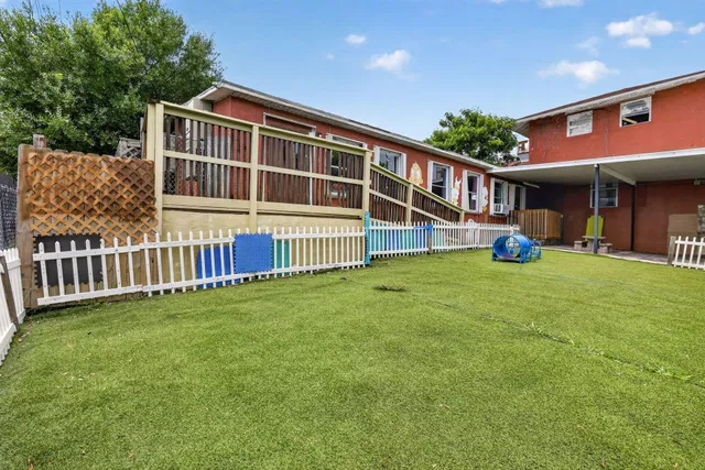 Residence photo 13