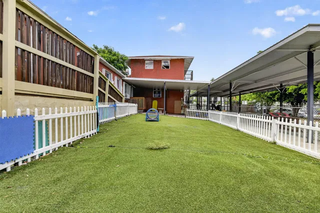 Residence photo 14