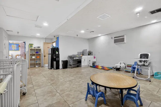 Residence photo 56