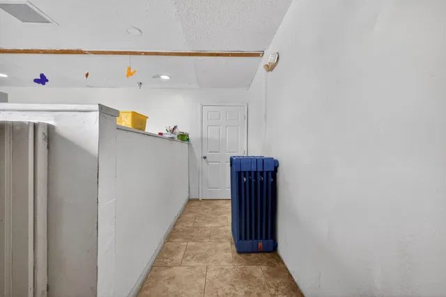 Residence photo 68