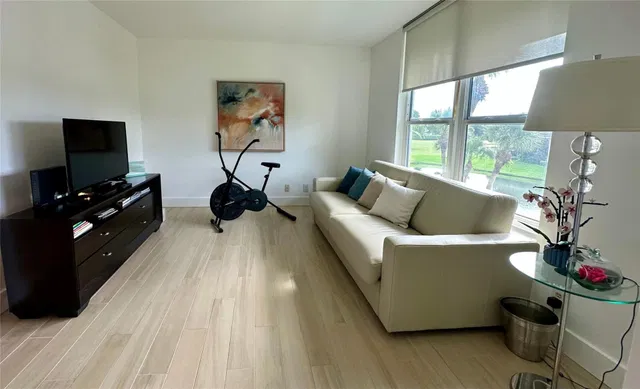  Residence photo 14