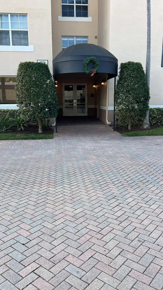 Flagler Pointe Unit 101 photo 2