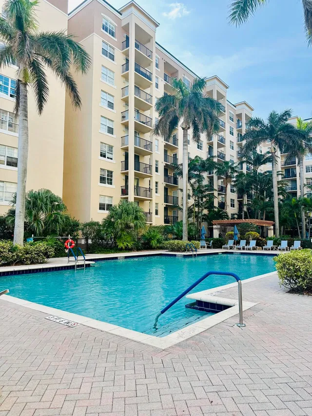 Flagler Pointe Unit 101 photo 23