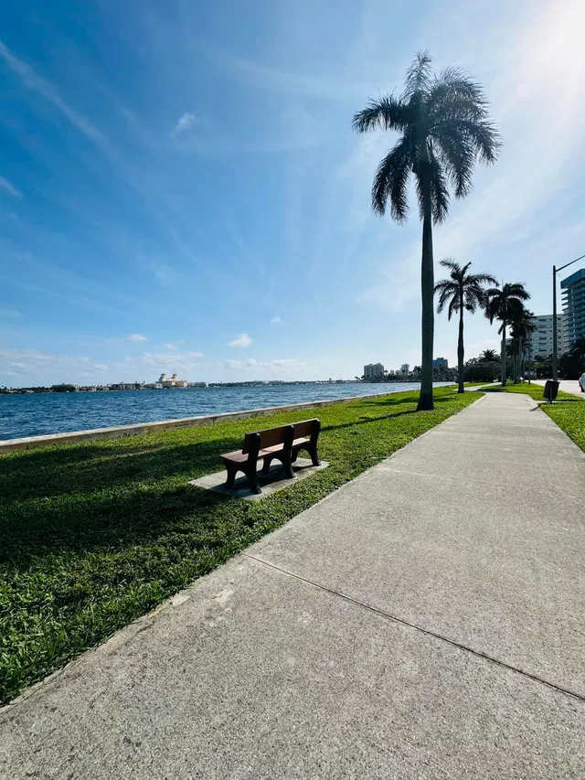 Flagler Pointe Unit 101 photo 26